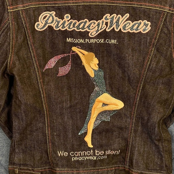 Privacy Wear Breast Cancer Awareness Ribbon Denim Jacket Womens Sz Med Sequins - Picture 6 of 12